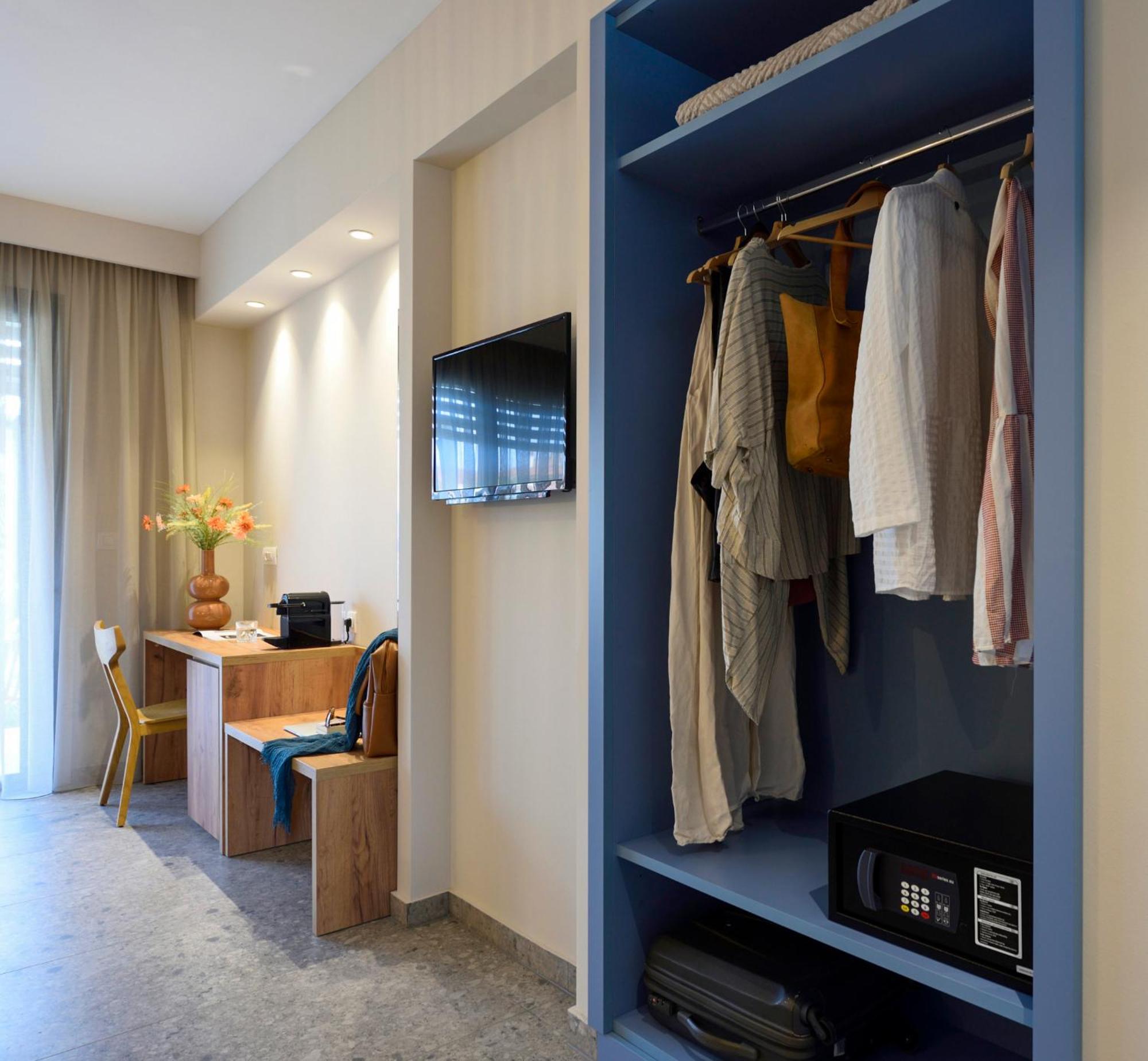 Falena Luxury Rooms Kalyves Polygyrou Екстериор снимка